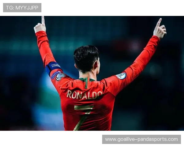 足球界的神奇球星是谁 他们的传奇表现如何影响了这项运动的历史